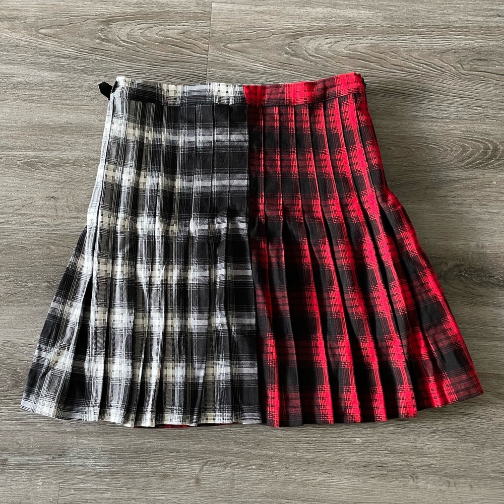 Split color plaid mini skirt NWT - Picture 2 of 6